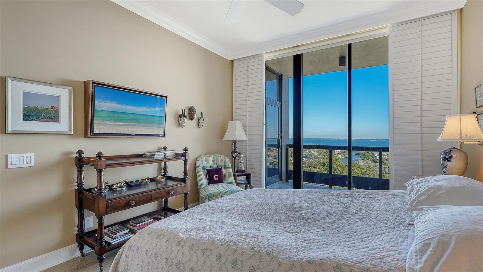 Image 37 of 60 For 1281 Gulf Of Mexico Drive 708