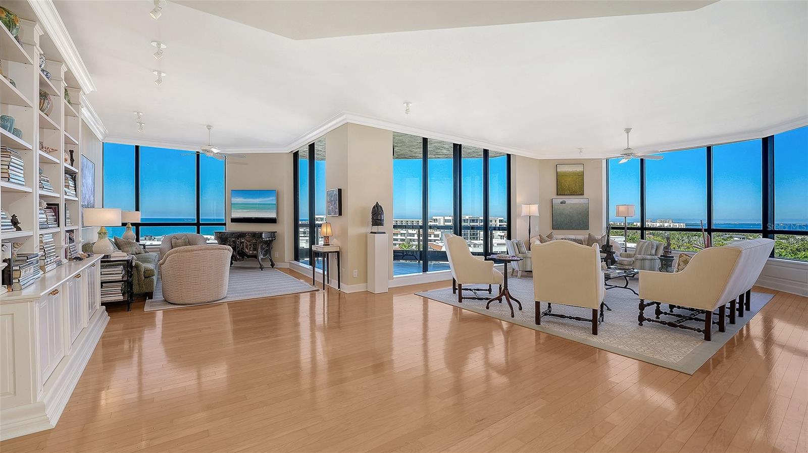 Image 6 of 60 For 1281 Gulf Of Mexico Drive 708