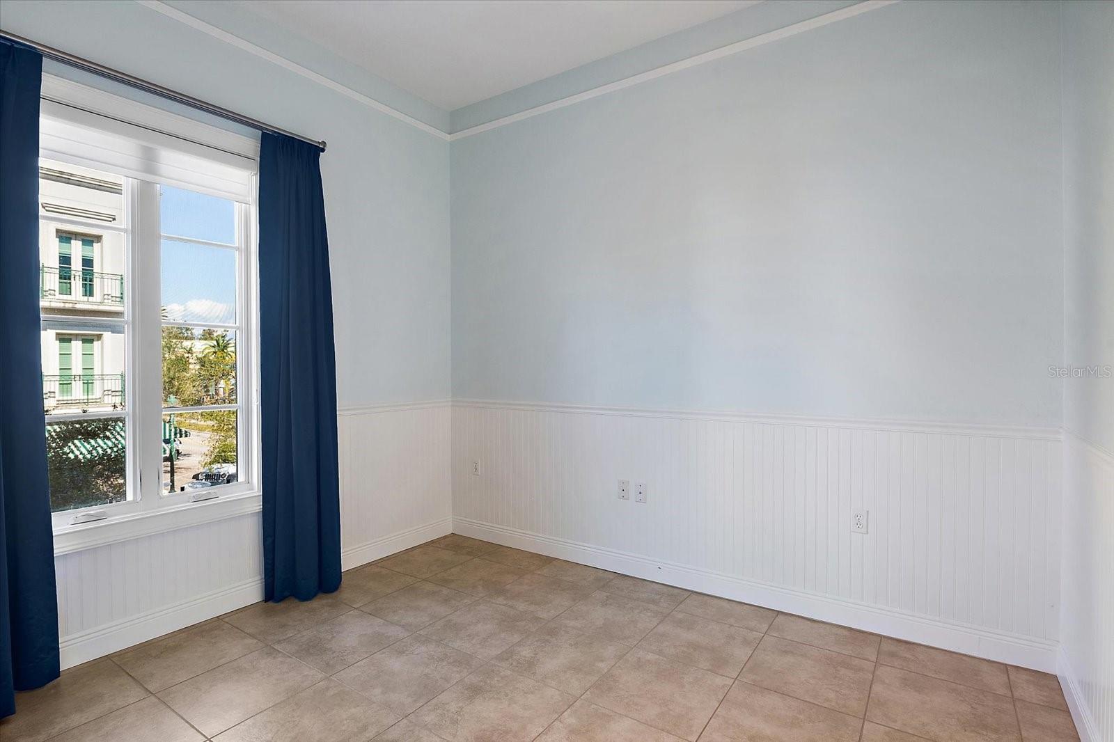 Image 11 of 22 For 445 Orange Avenue 210