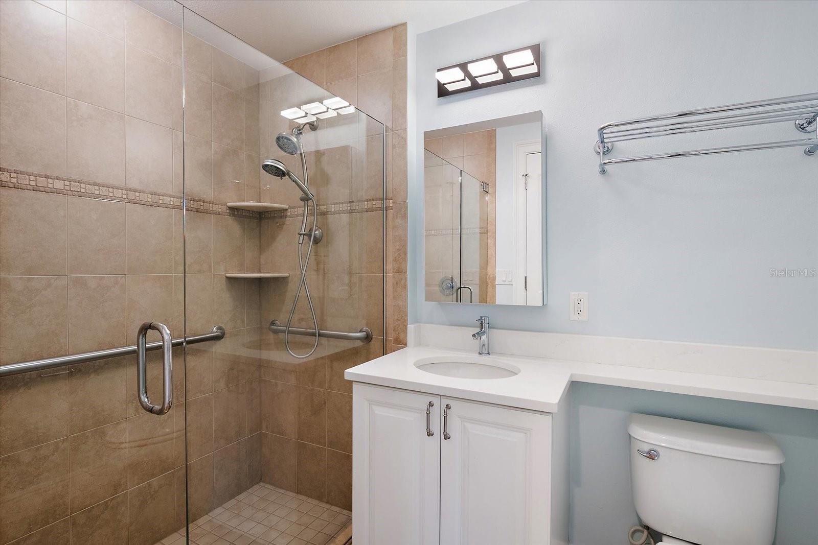 Image 19 of 22 For 445 Orange Avenue 210