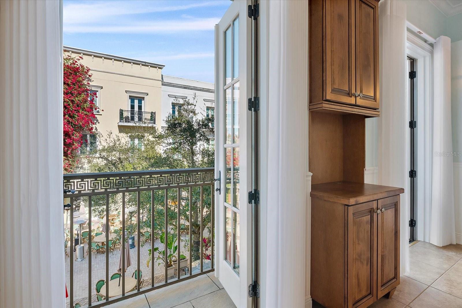 Image 6 of 22 For 445 Orange Avenue 210