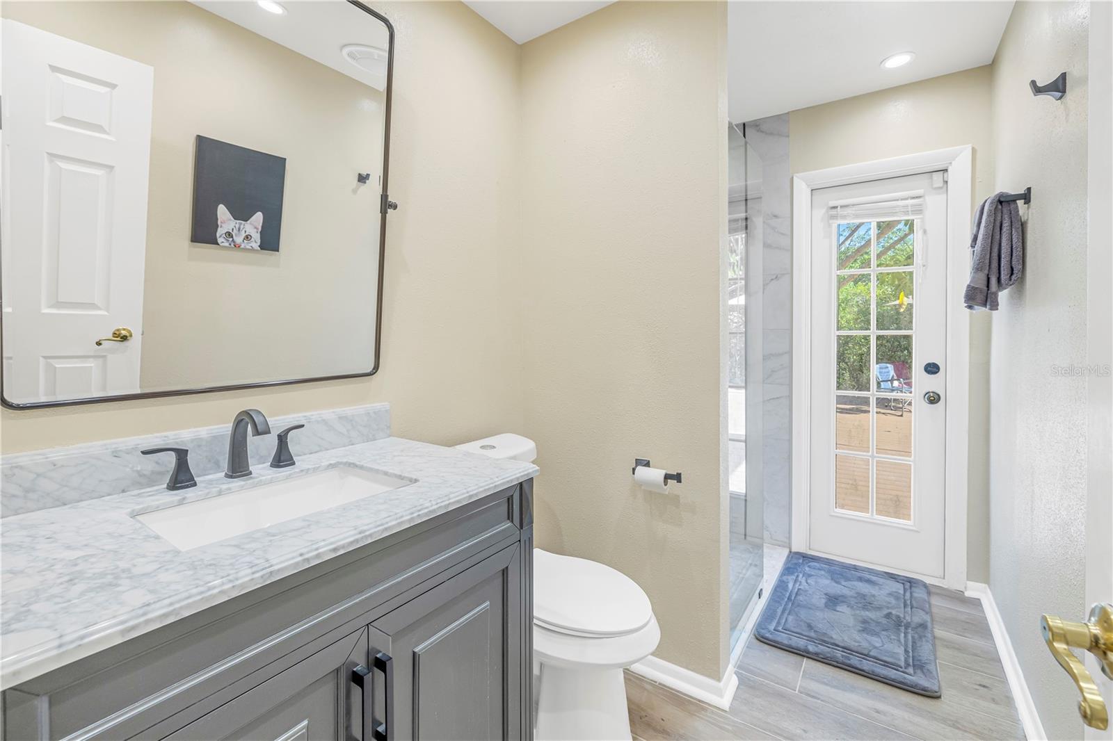 Image 20 of 41 For 752 Tropical Circle