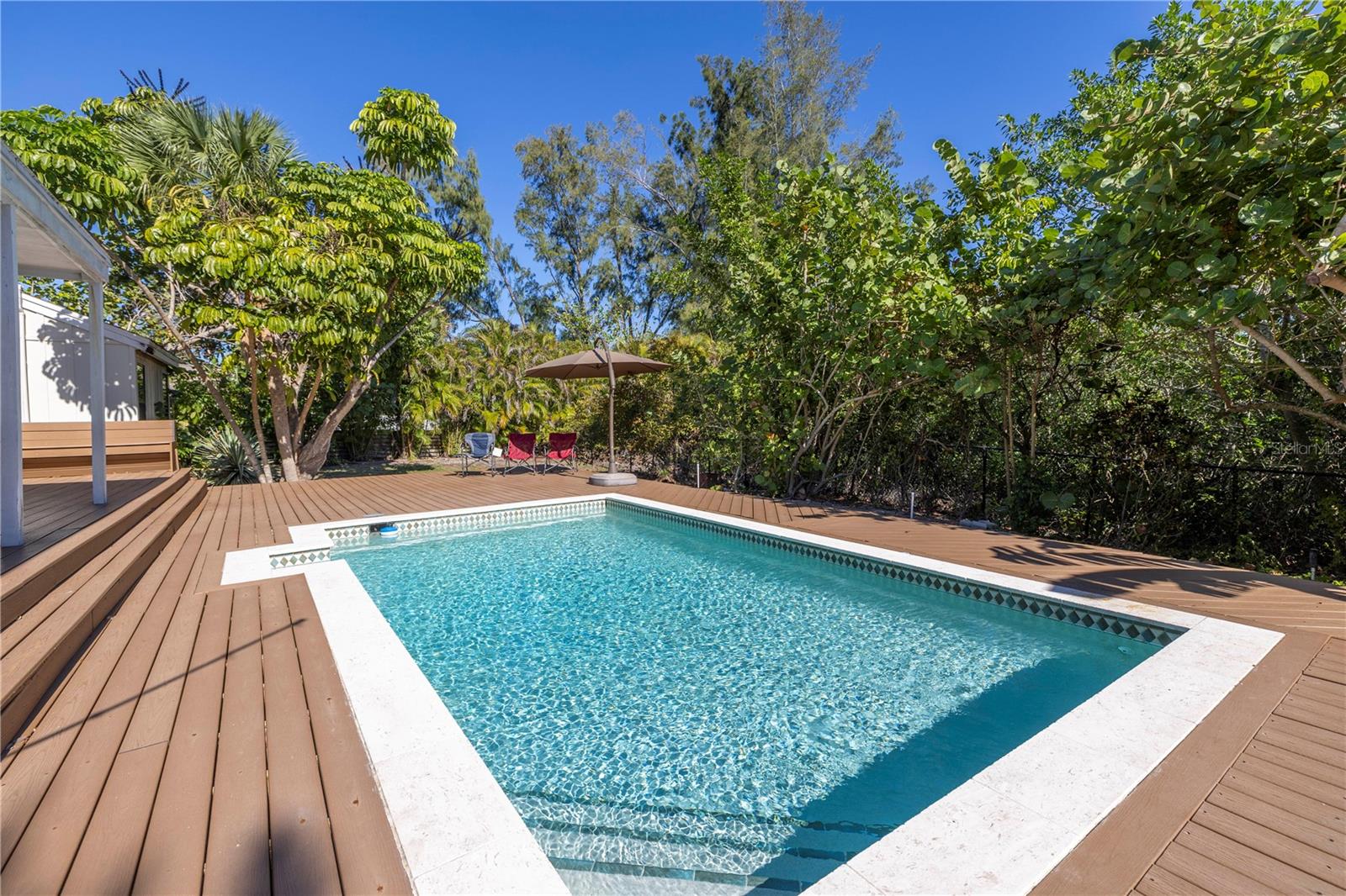 Image 41 of 41 For 752 Tropical Circle