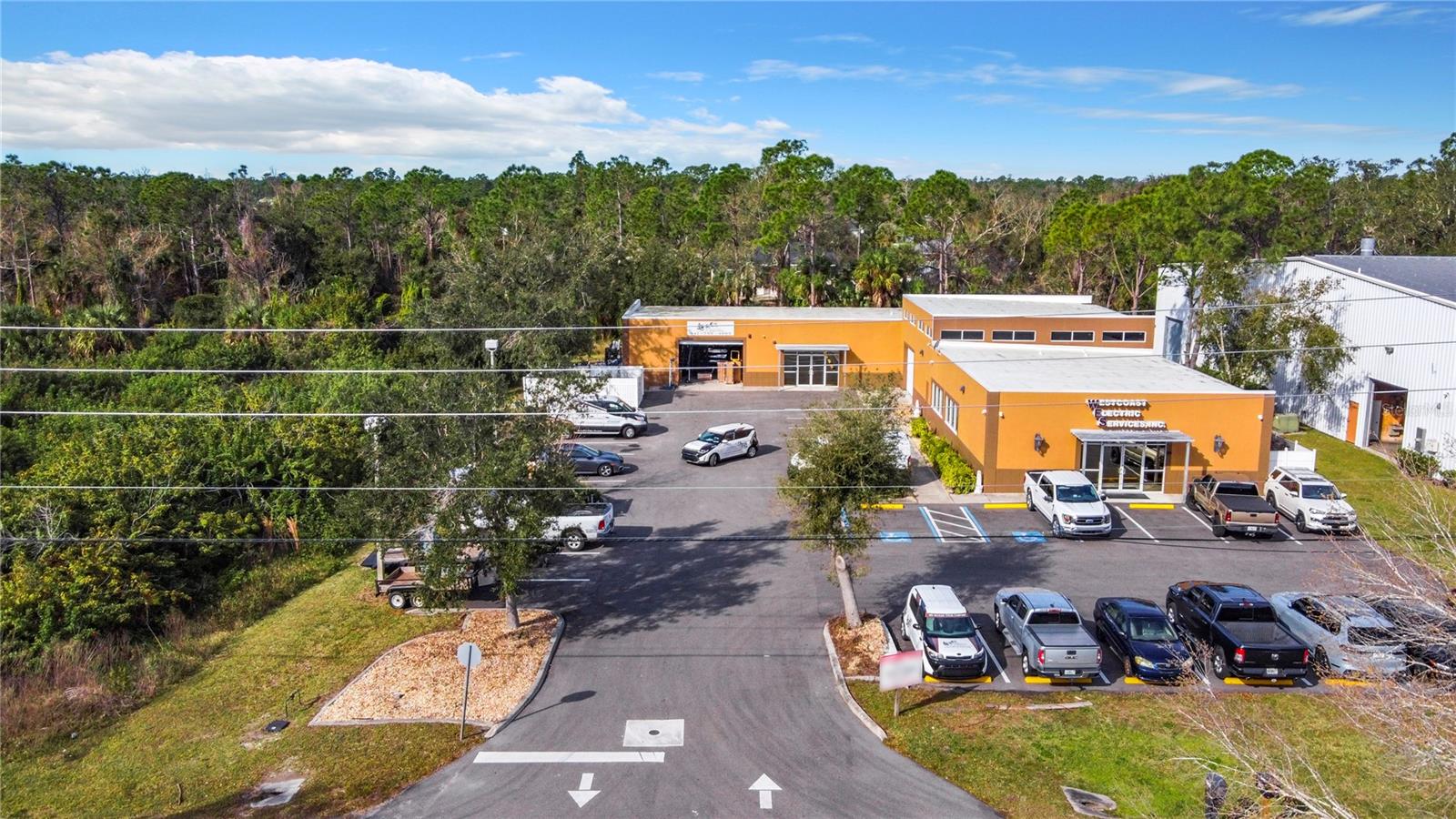 Image 10 of 16 For 2725 Commerce Parkway