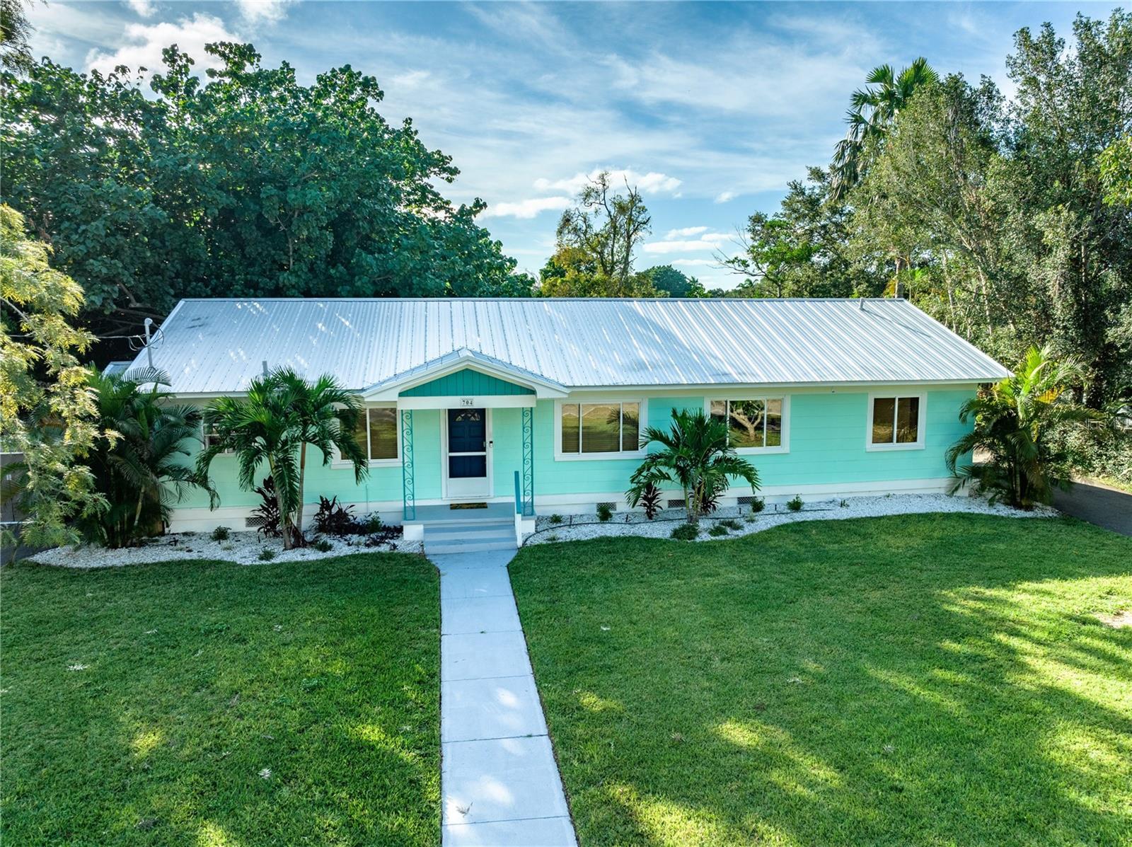 Details for 704 59th Street Nw, BRADENTON, FL 34209