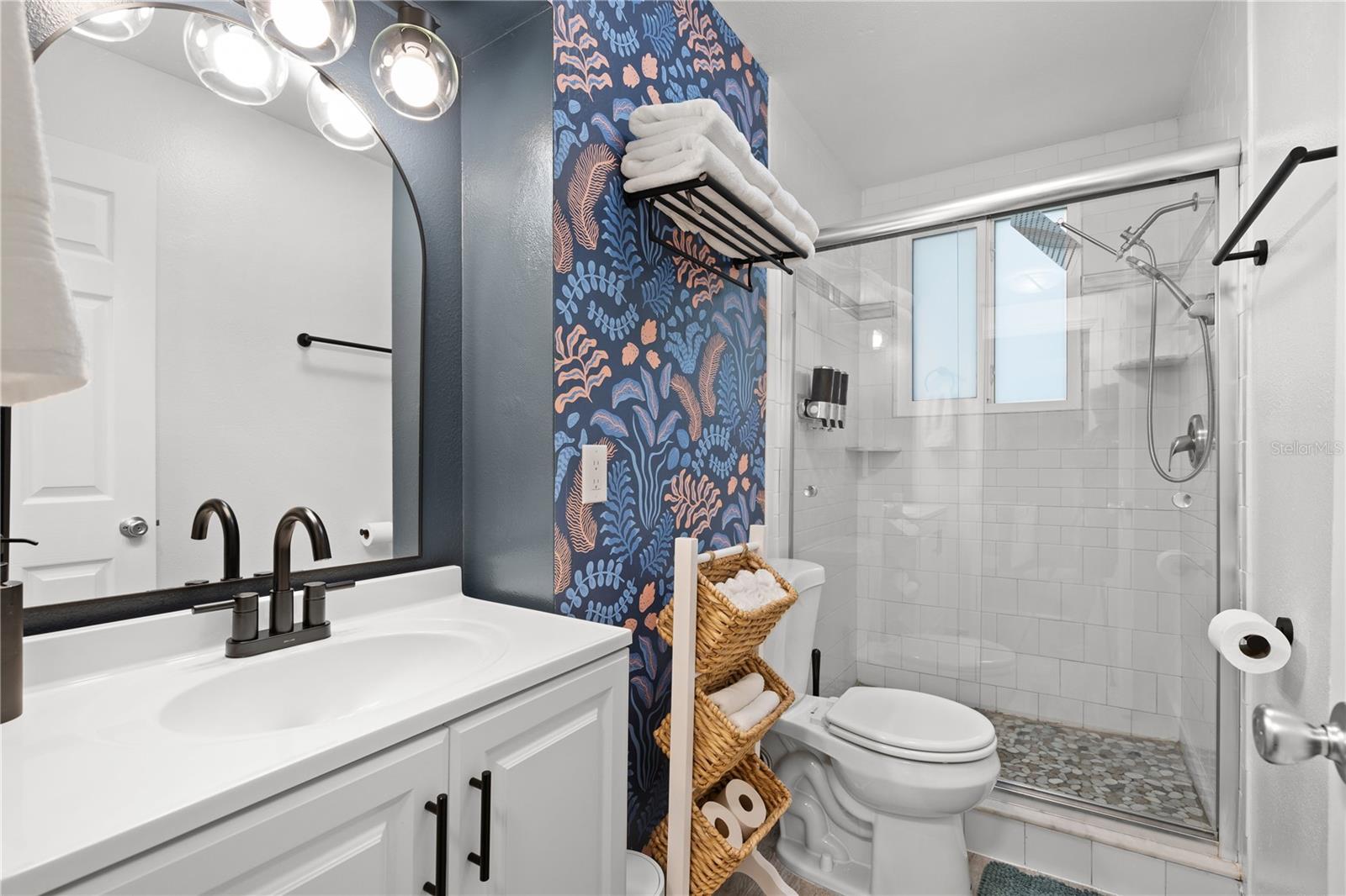 Image 21 of 29 For 704 59th Street Nw