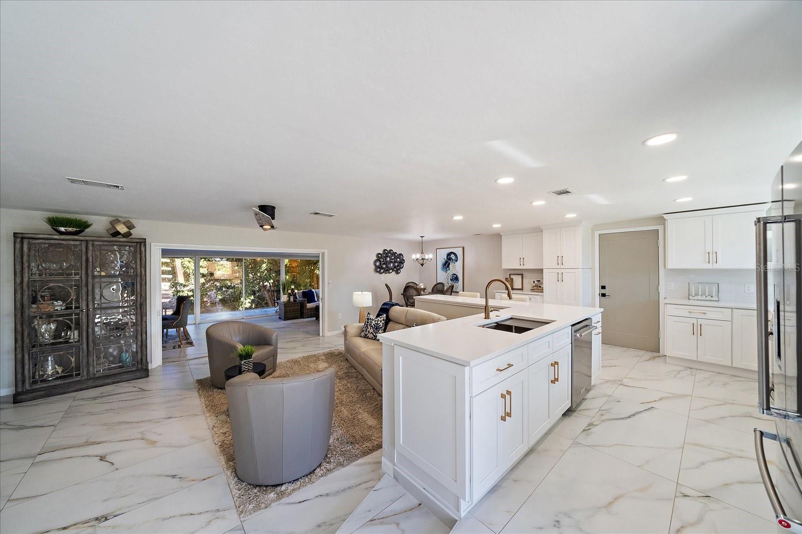 Image 8 of 61 For 3149 Homasassa Road