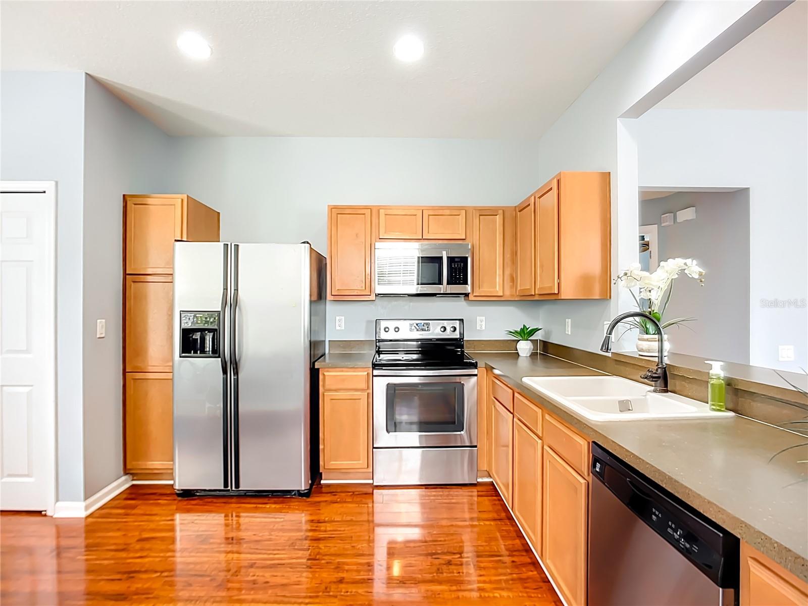 Image 7 of 46 For 9830 50th Street Circle E