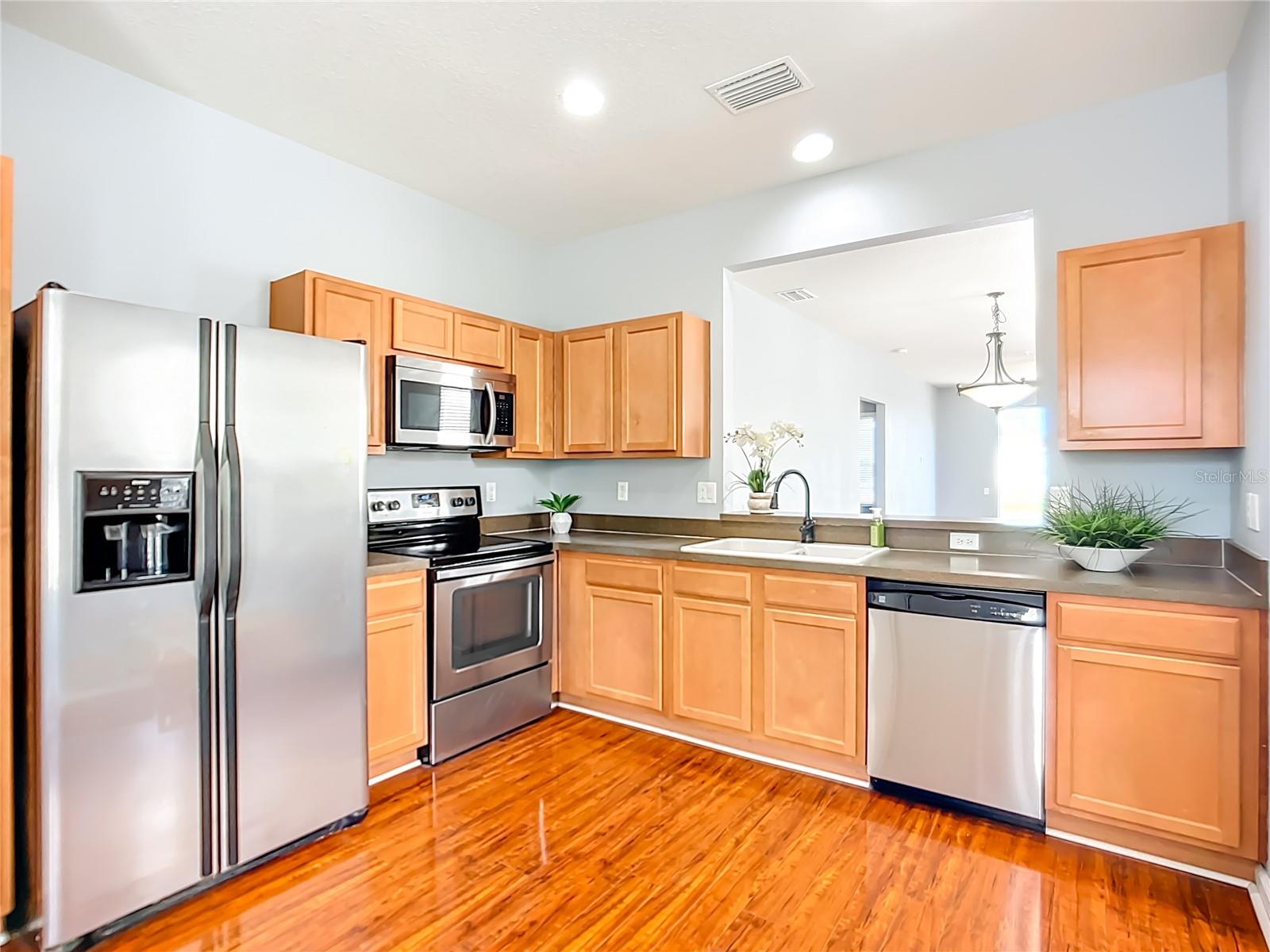 Image 8 of 46 For 9830 50th Street Circle E