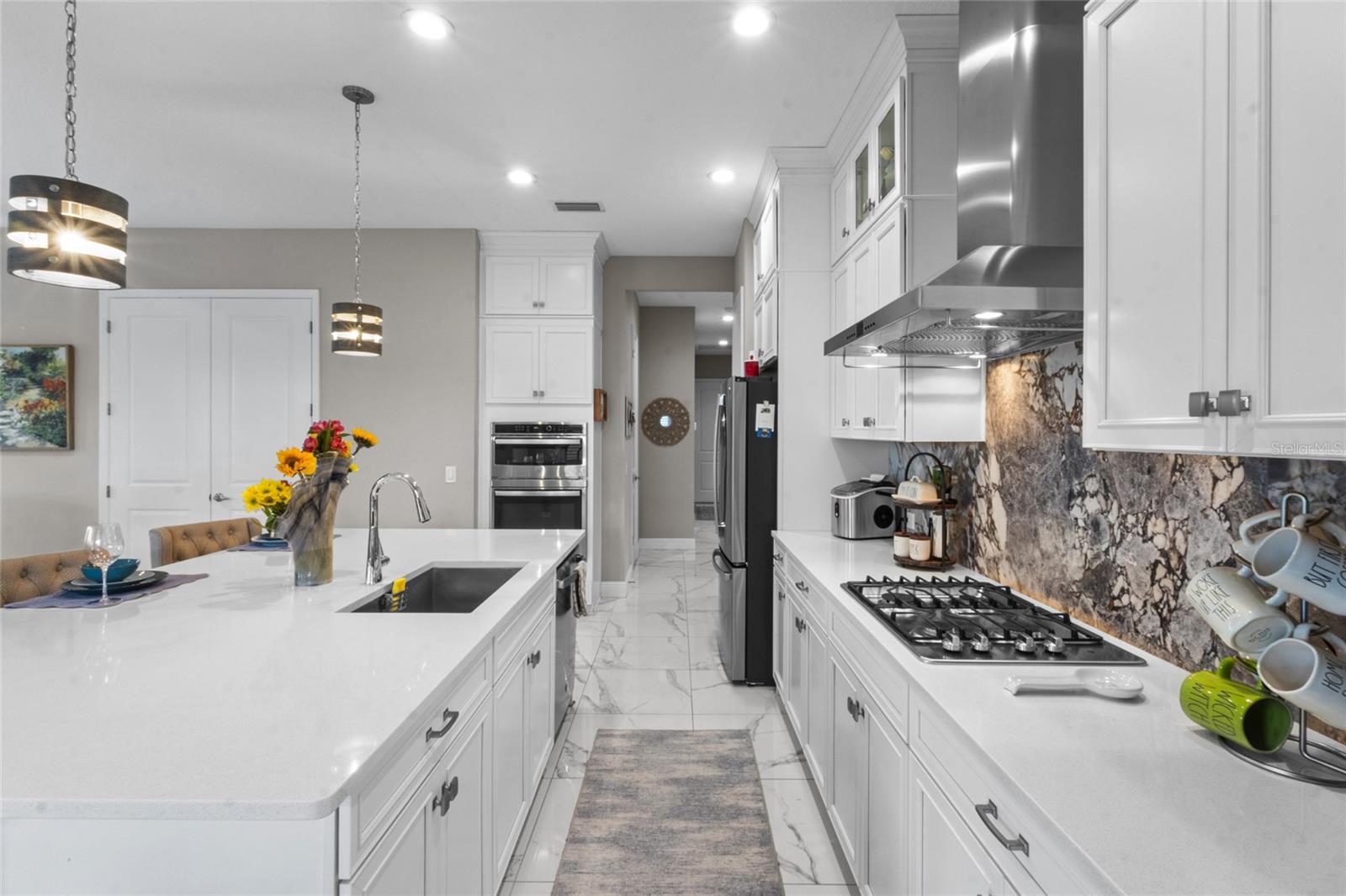 Image 12 of 39 For 13732 Old Creek Court