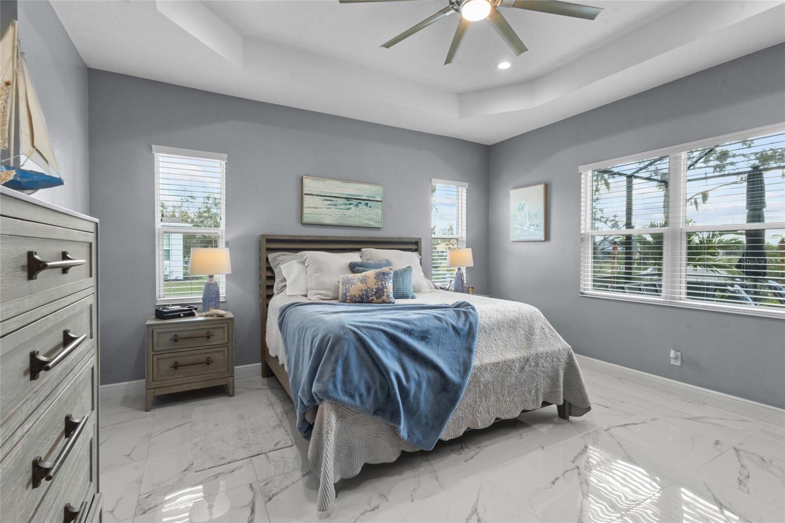 Image 15 of 39 For 13732 Old Creek Court