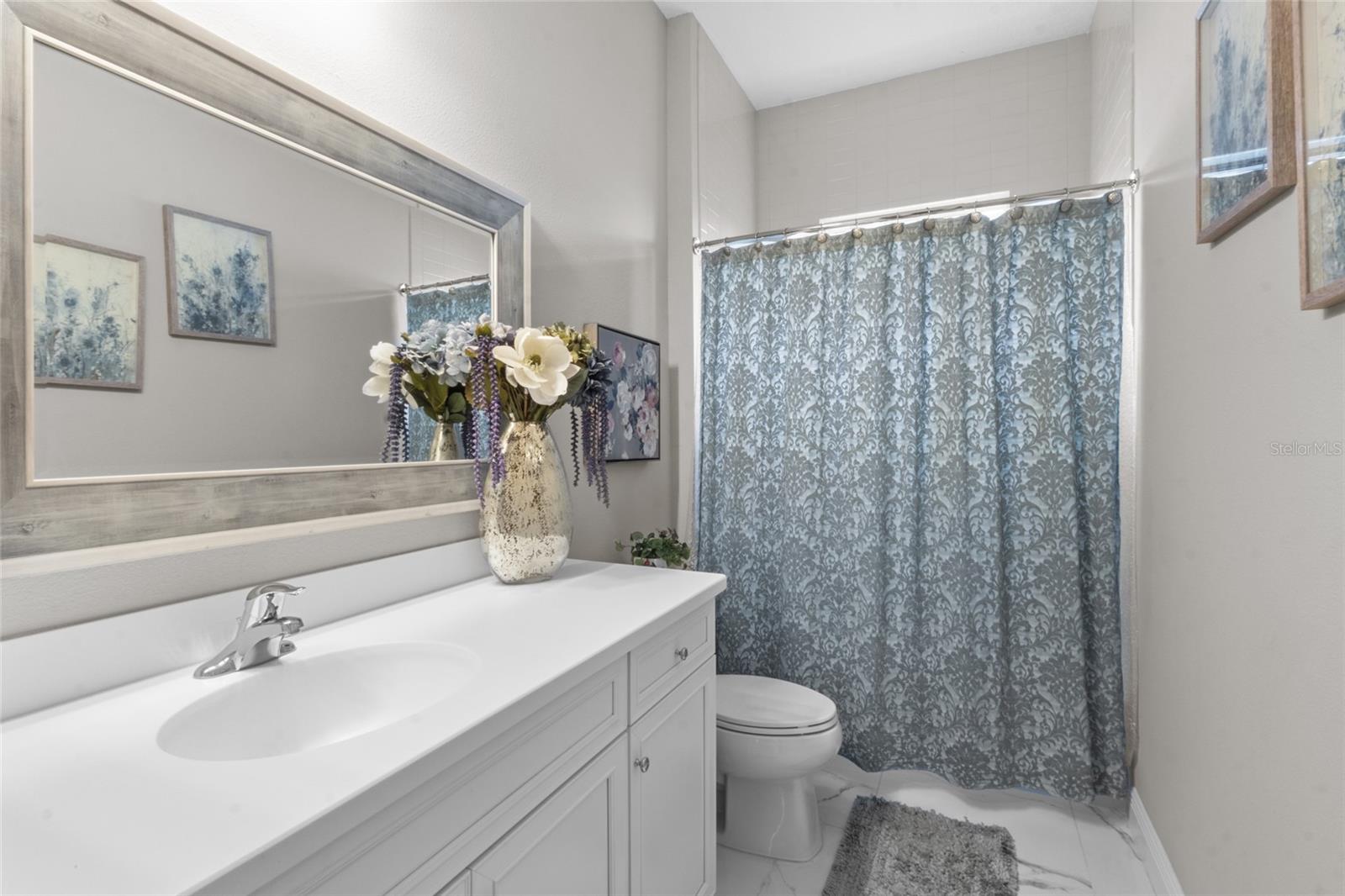 Image 24 of 39 For 13732 Old Creek Court