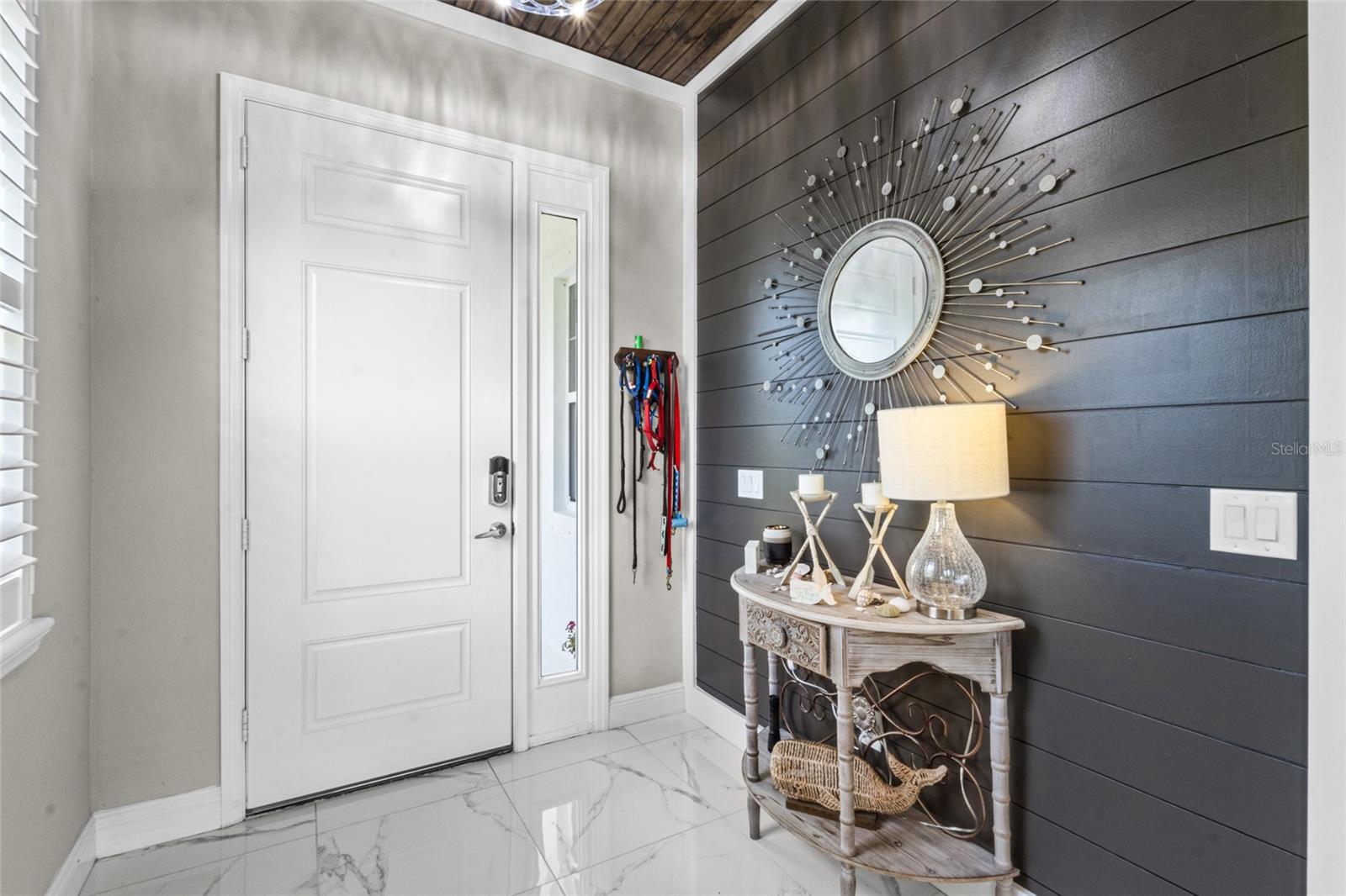 Image 4 of 39 For 13732 Old Creek Court