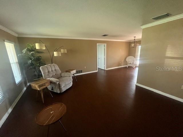 Image 12 of 27 For 9 Dover Drive