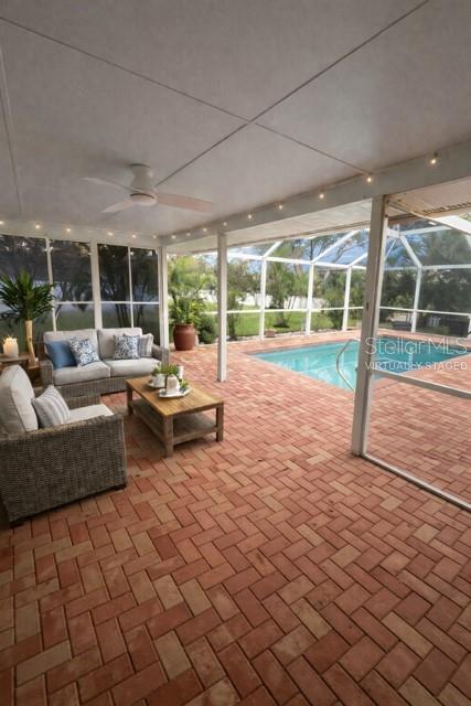 Image 9 of 27 For 9 Dover Drive