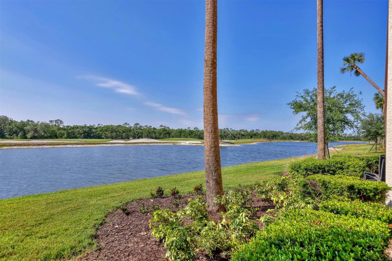 Image 21 of 61 For 17108 Vardon Terrace 105