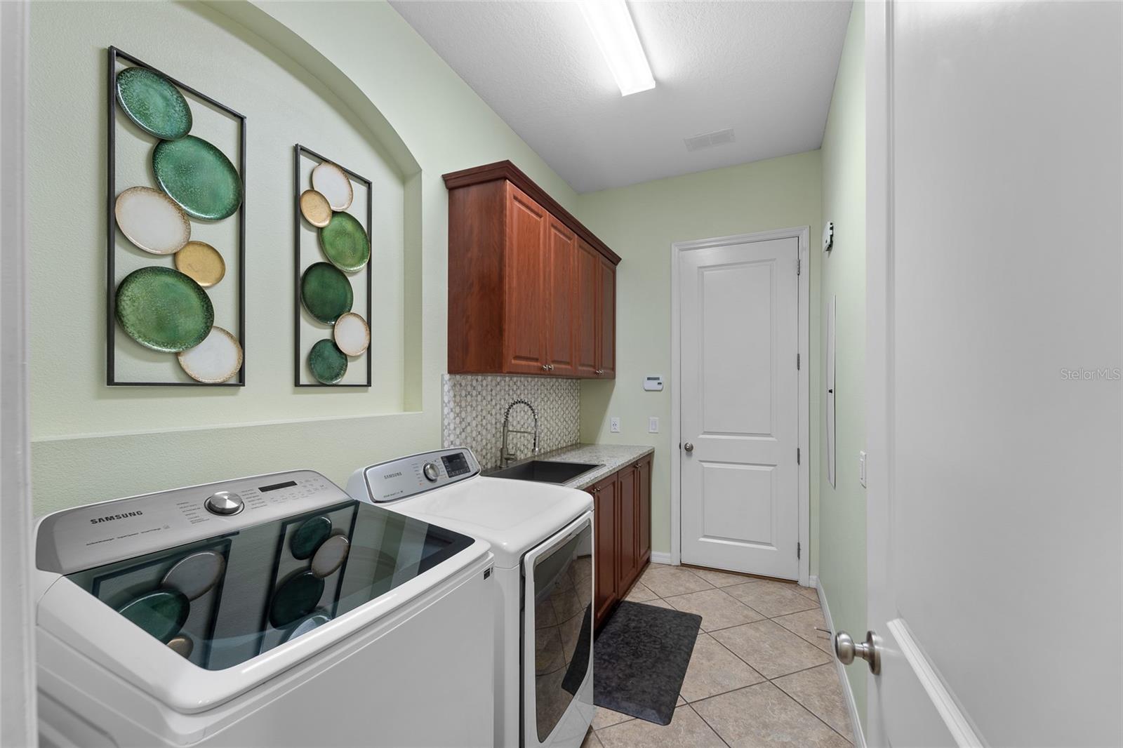 Image 40 of 61 For 5832 Arbor Wood Court