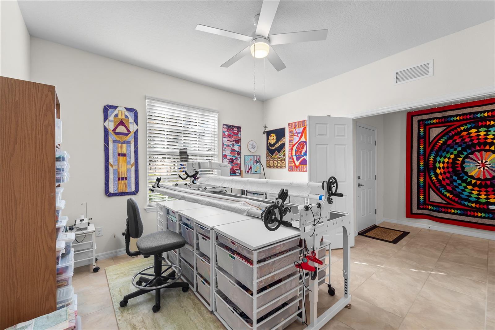 Image 21 of 30 For 6306 Kenava Loop