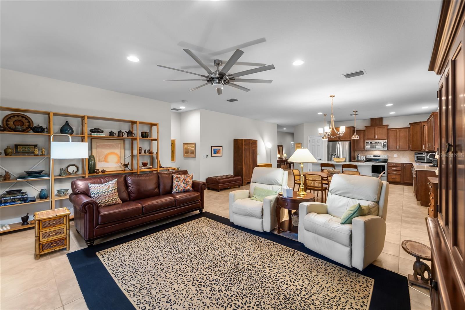 Image 9 of 30 For 6306 Kenava Loop