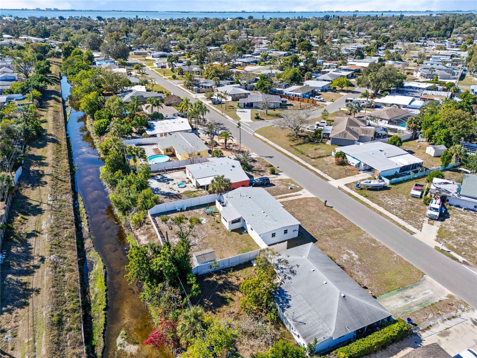 Image 33 of 54 For 6227 Columbia Drive