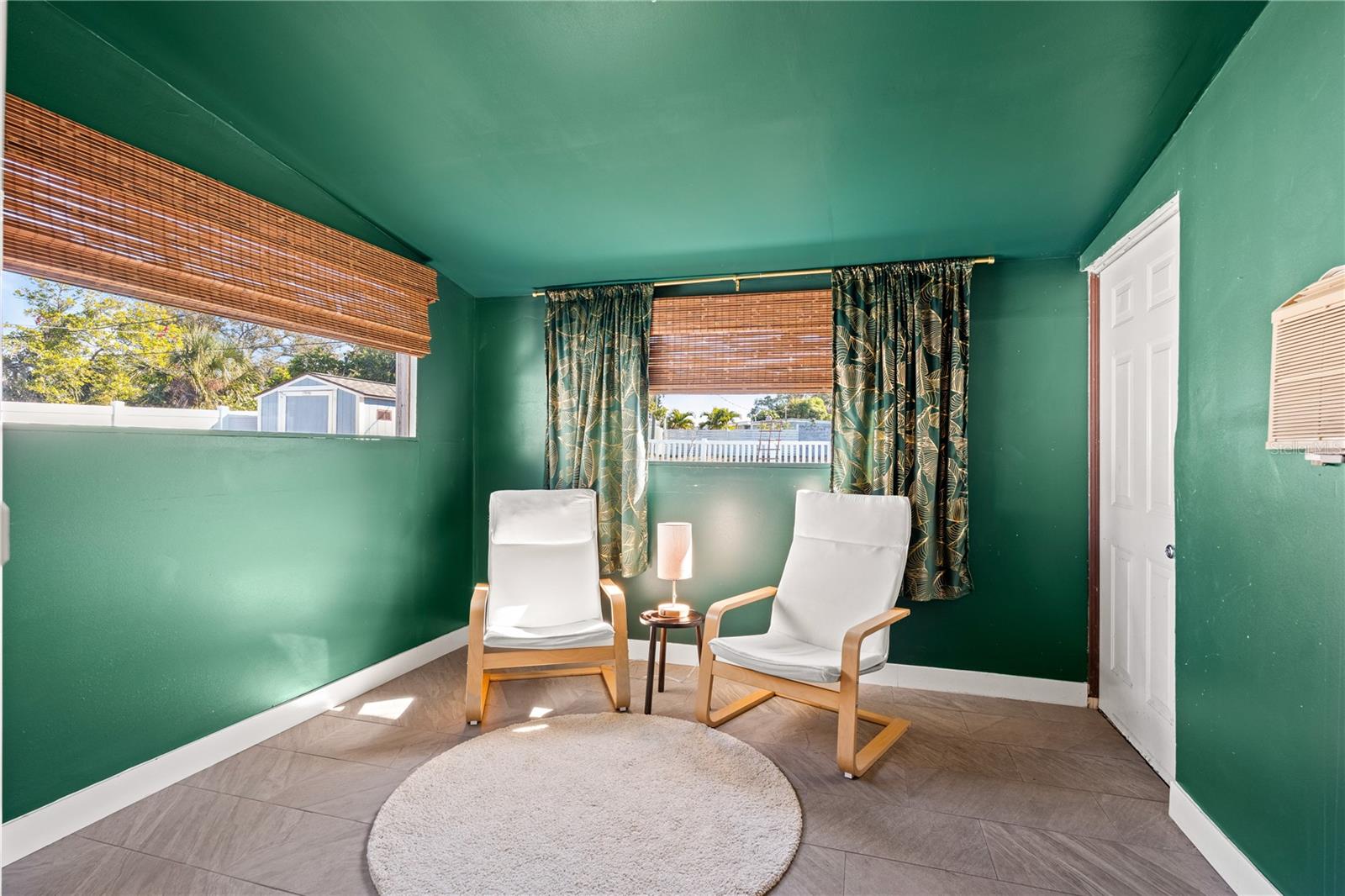 Image 4 of 54 For 6227 Columbia Drive