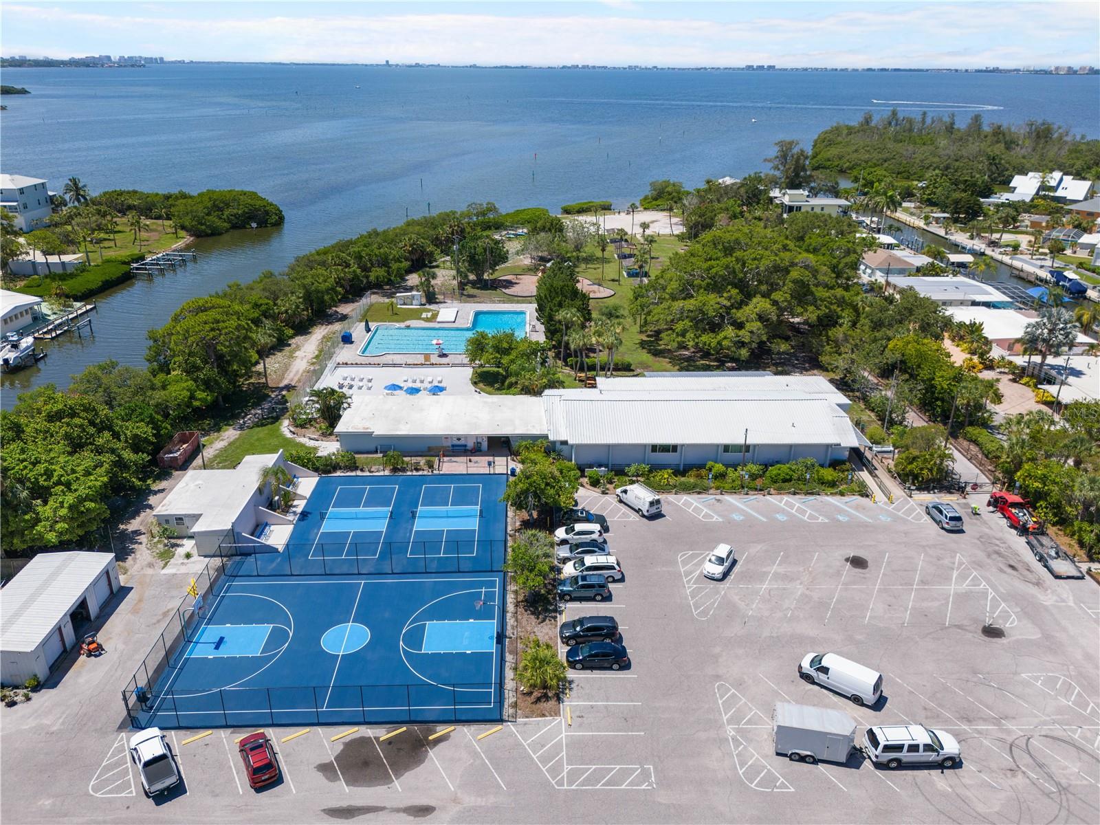 Image 46 of 54 For 6227 Columbia Drive