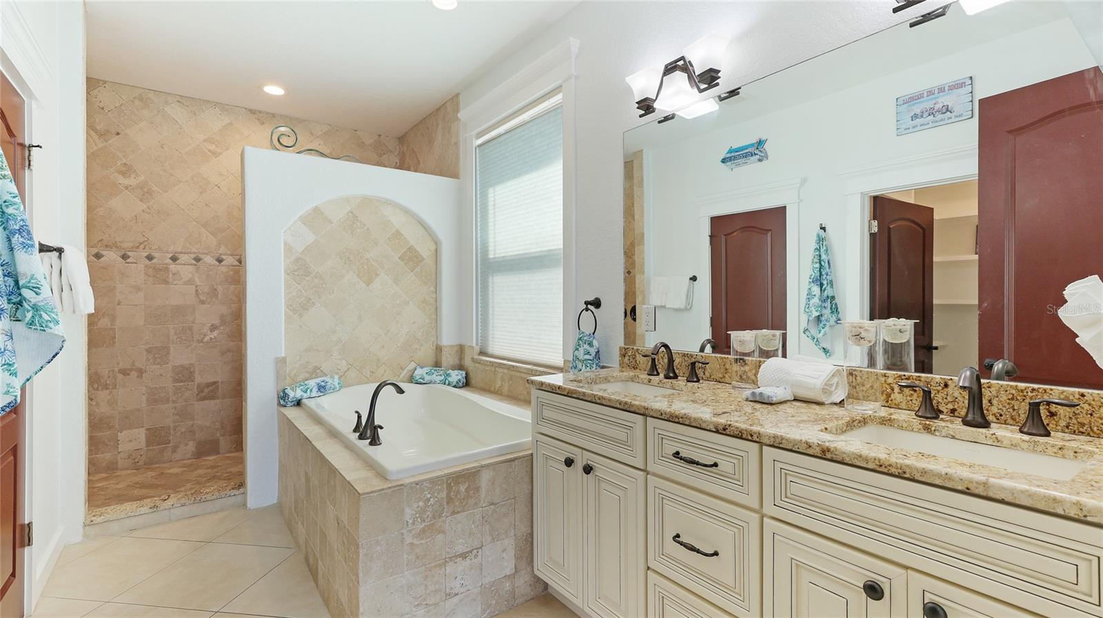 Image 34 of 60 For 4101 4th Avenue