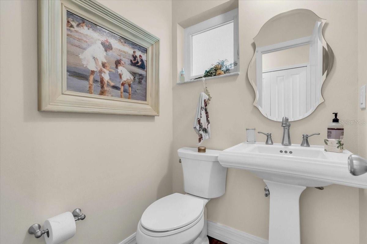 Image 15 of 33 For 1631 Worrington Street