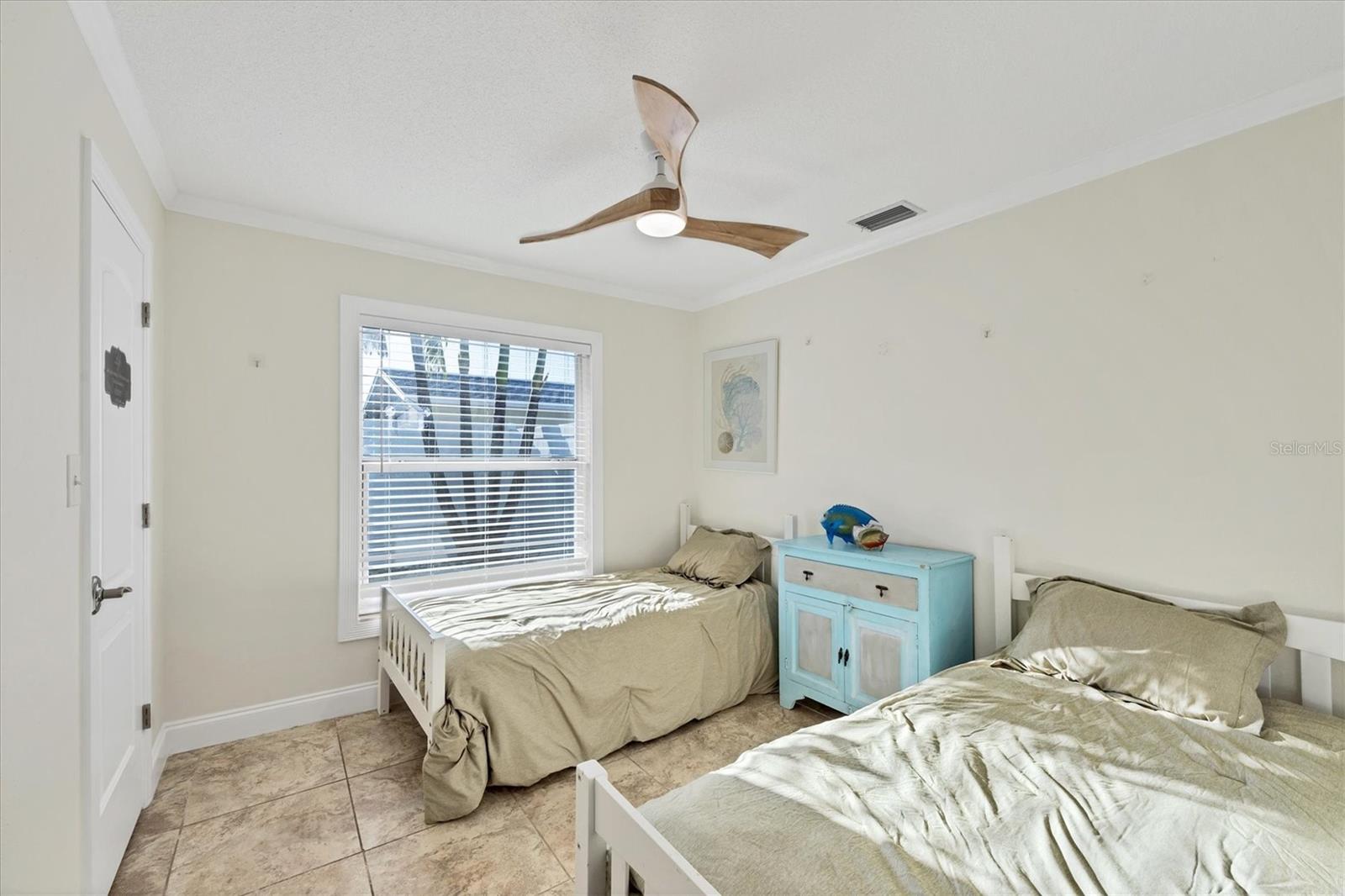 Image 22 of 42 For 5334 San Jose Drive