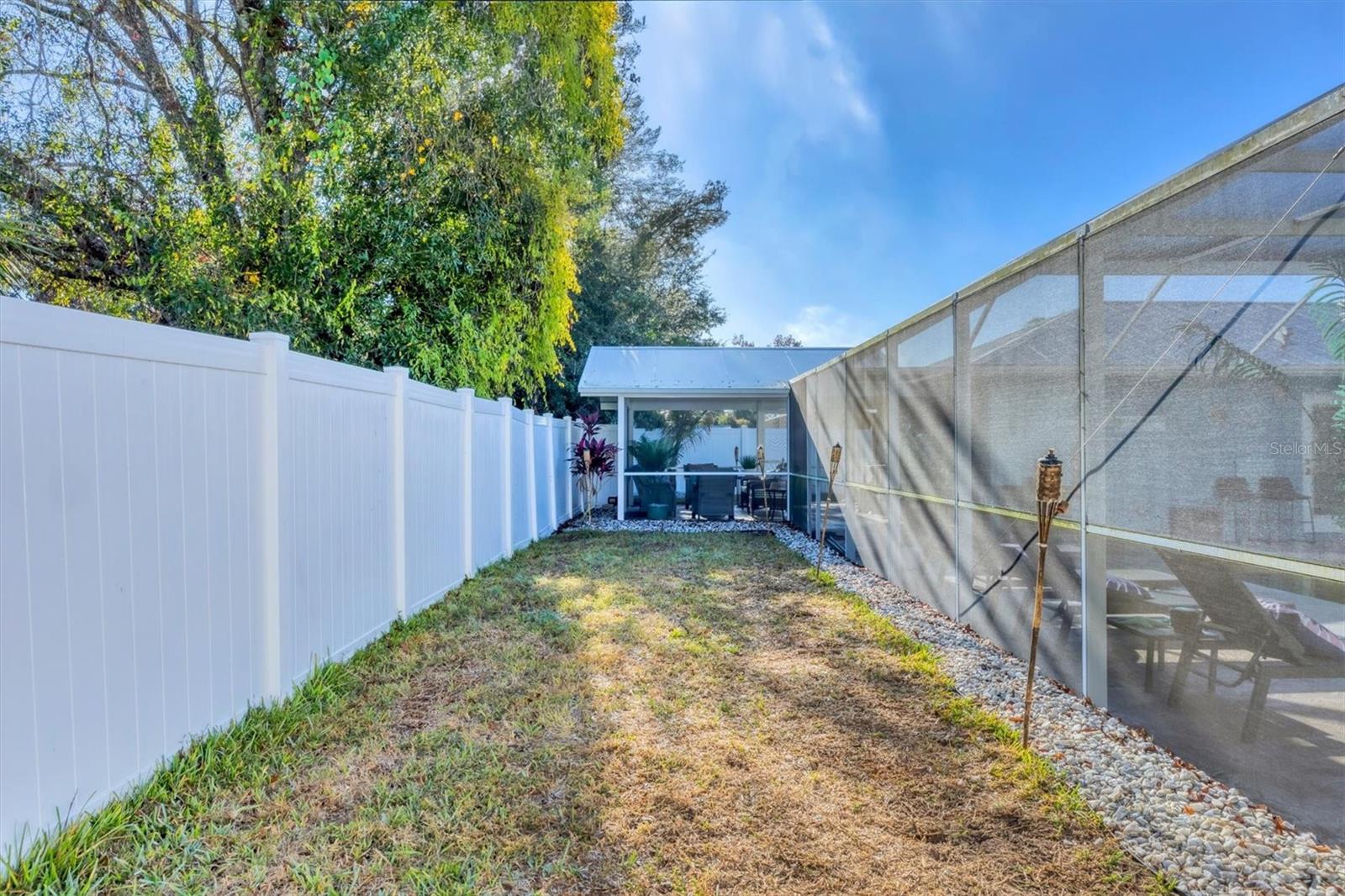 Image 33 of 42 For 5334 San Jose Drive