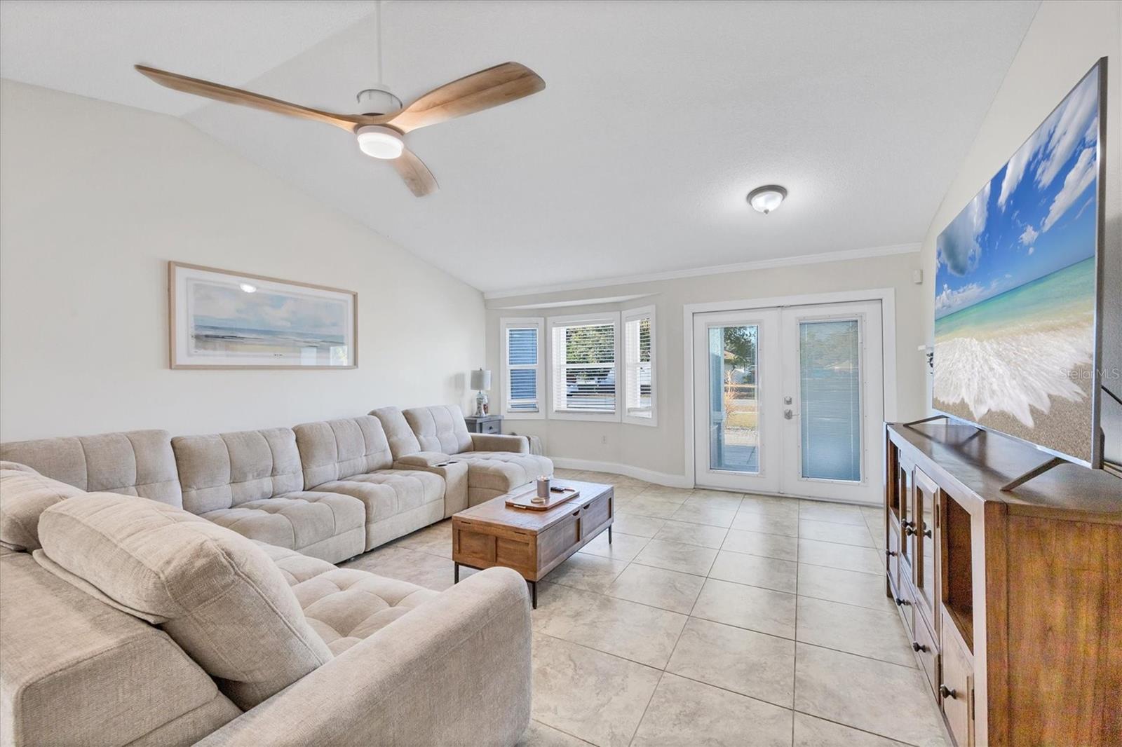 Image 4 of 42 For 5334 San Jose Drive