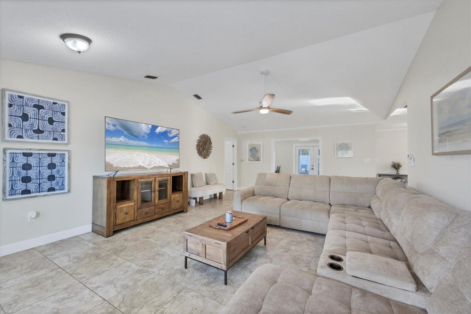 Image 5 of 42 For 5334 San Jose Drive