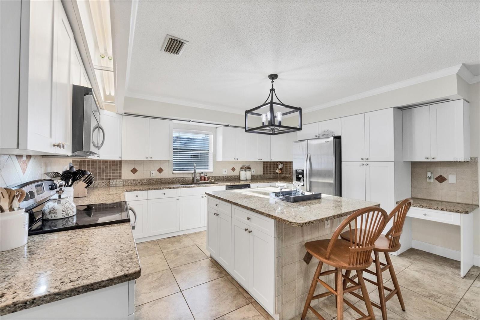 Image 8 of 42 For 5334 San Jose Drive