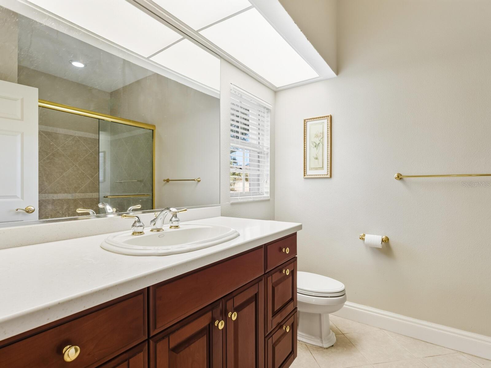 Image 11 of 44 For 4348 Highland Oaks Circle