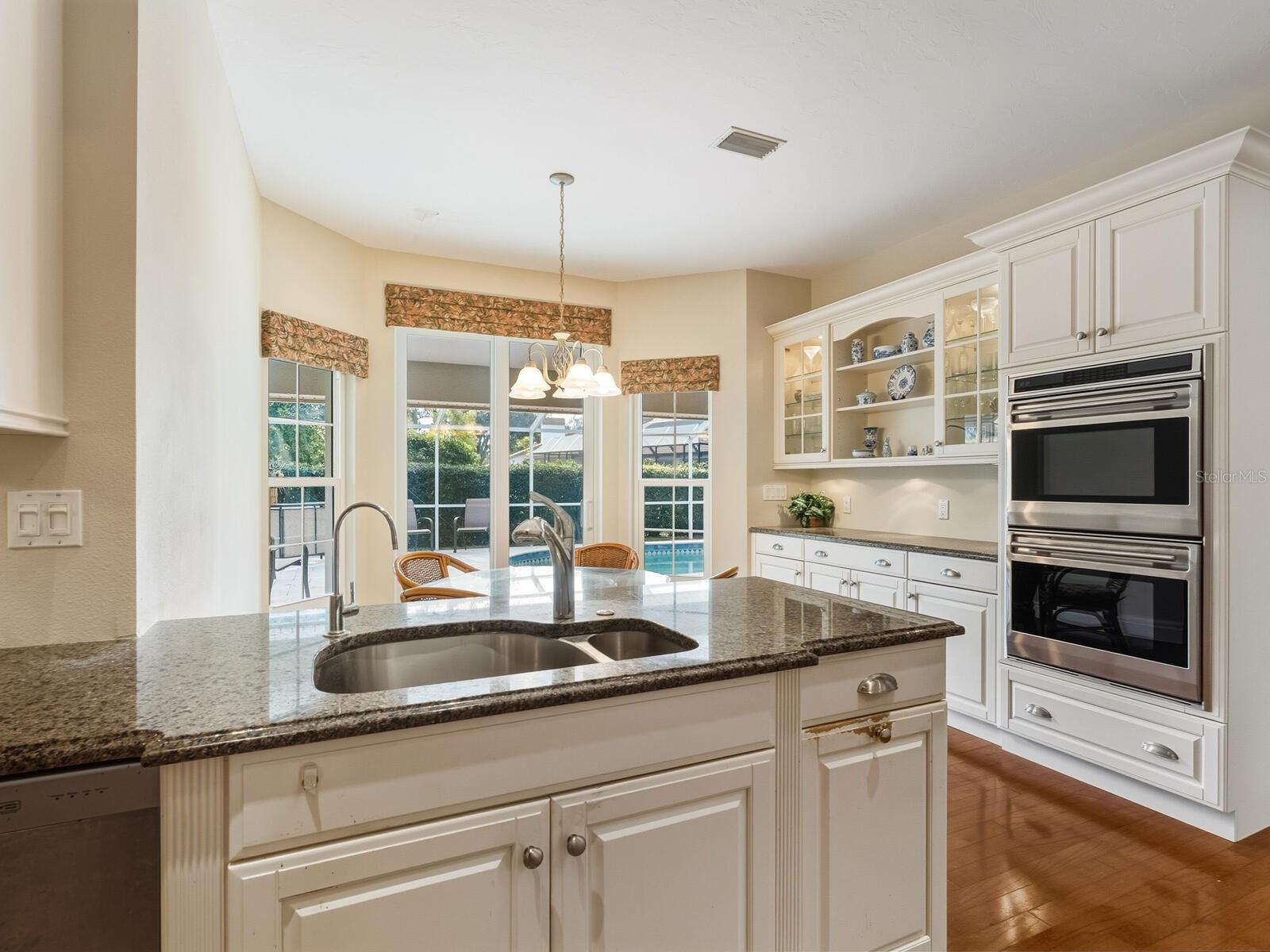 Image 15 of 44 For 4348 Highland Oaks Circle