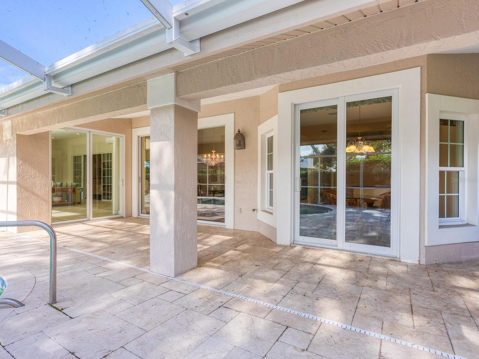 Image 23 of 44 For 4348 Highland Oaks Circle