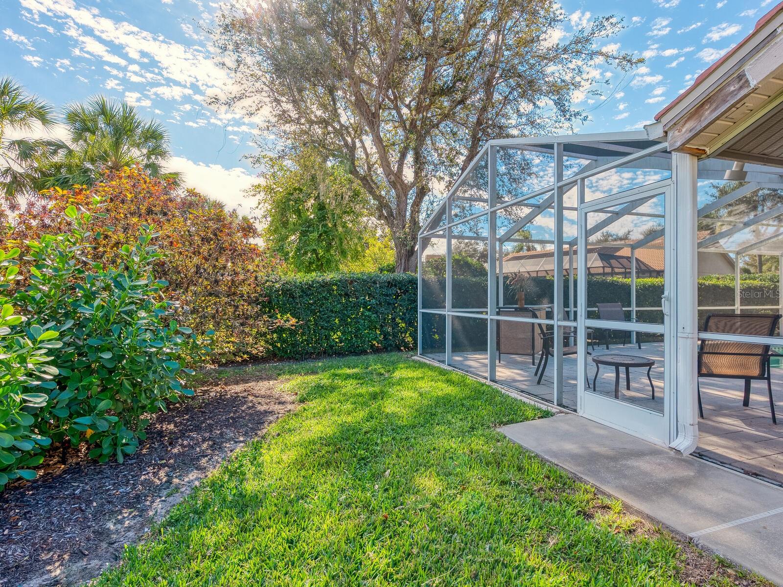 Image 24 of 44 For 4348 Highland Oaks Circle