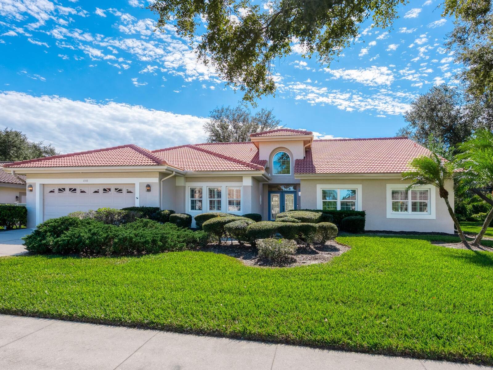 Image 26 of 44 For 4348 Highland Oaks Circle