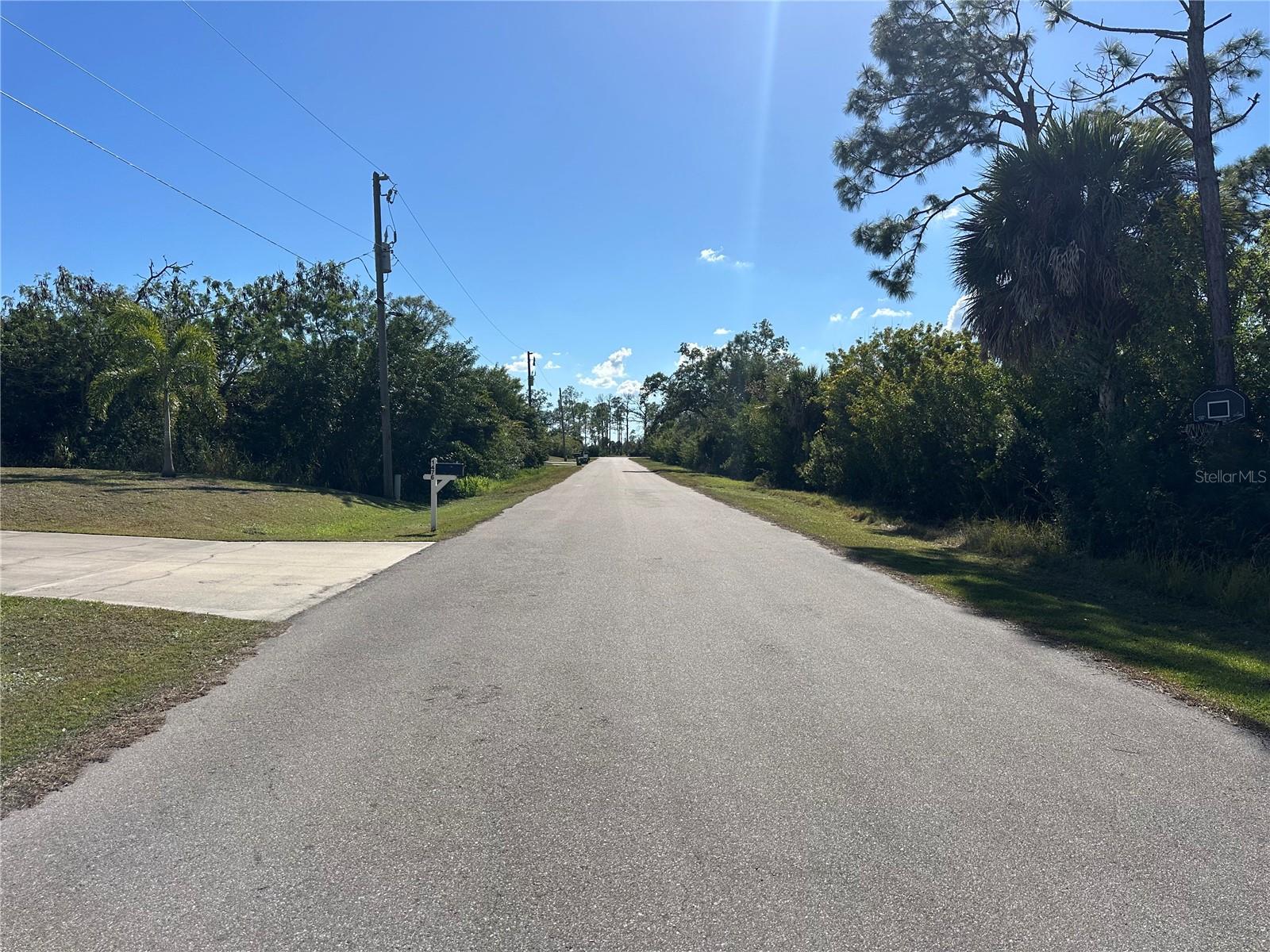 Image 6 of 6 For 1460 Westover Street