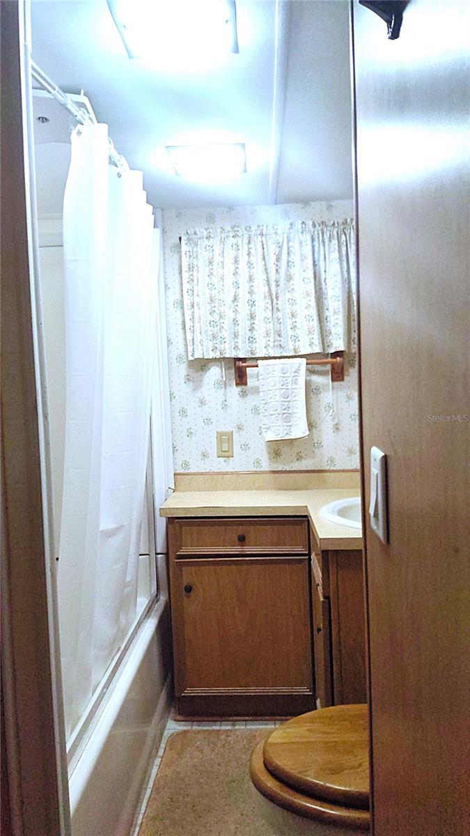 Image 9 of 16 For 3300 26th Avenue E 42