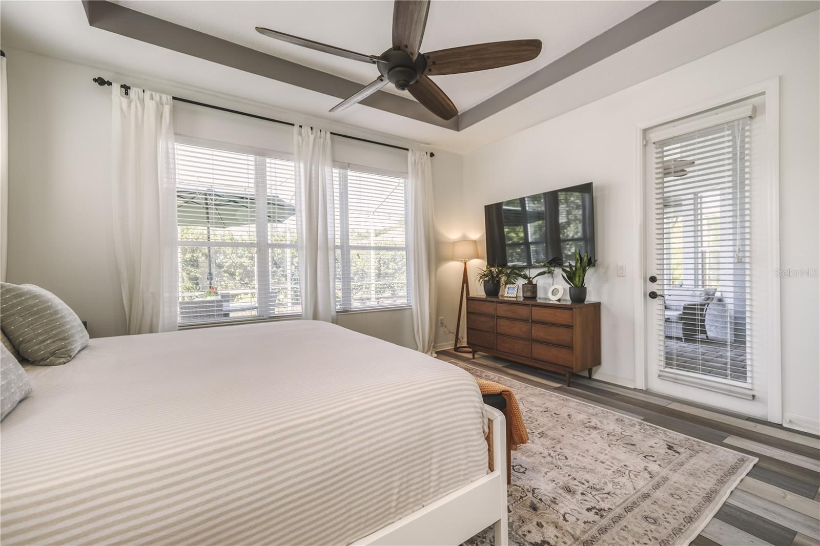 Image 21 of 46 For 5546 Whitehead Street