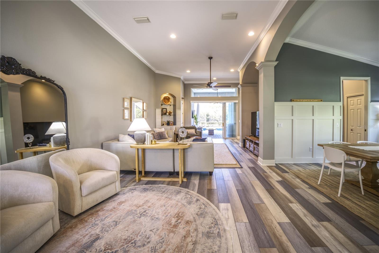 Image 6 of 46 For 5546 Whitehead Street