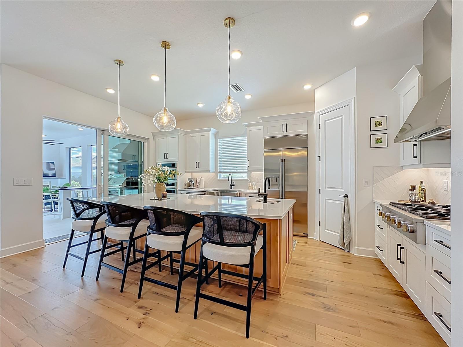 Image 13 of 88 For 16306 Isola Pl