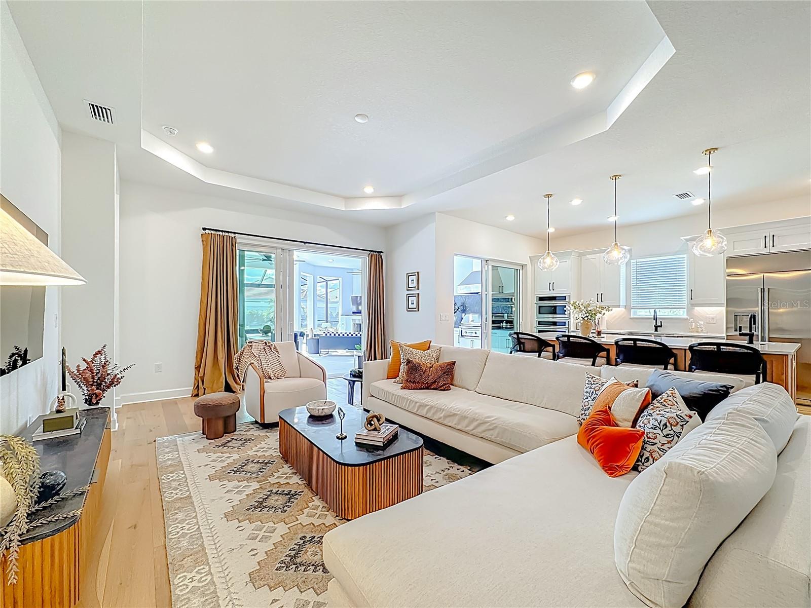 Image 25 of 88 For 16306 Isola Pl