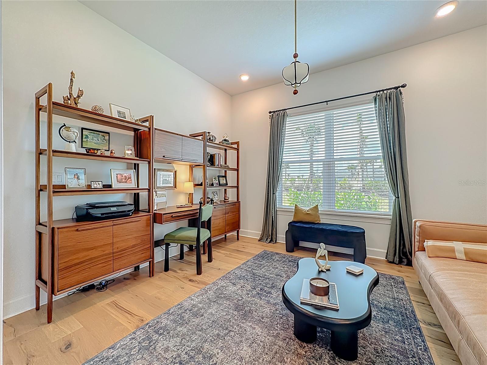 Image 29 of 88 For 16306 Isola Pl