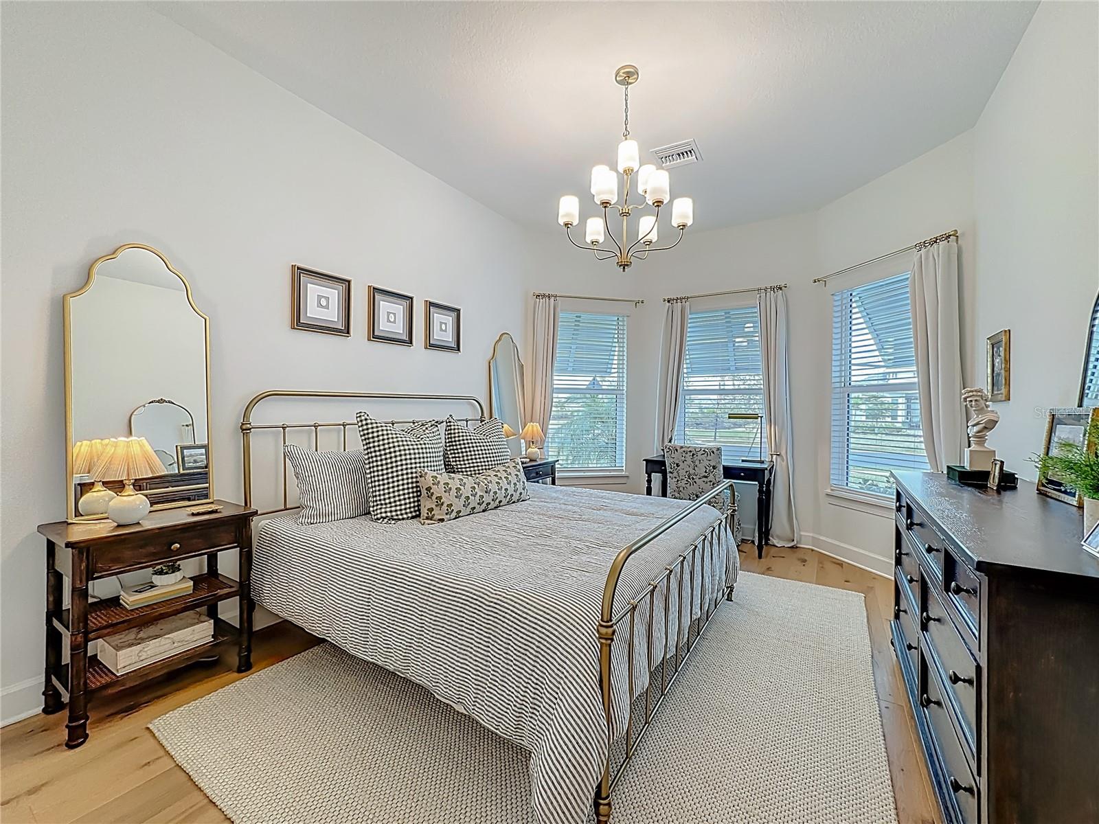 Image 34 of 88 For 16306 Isola Pl