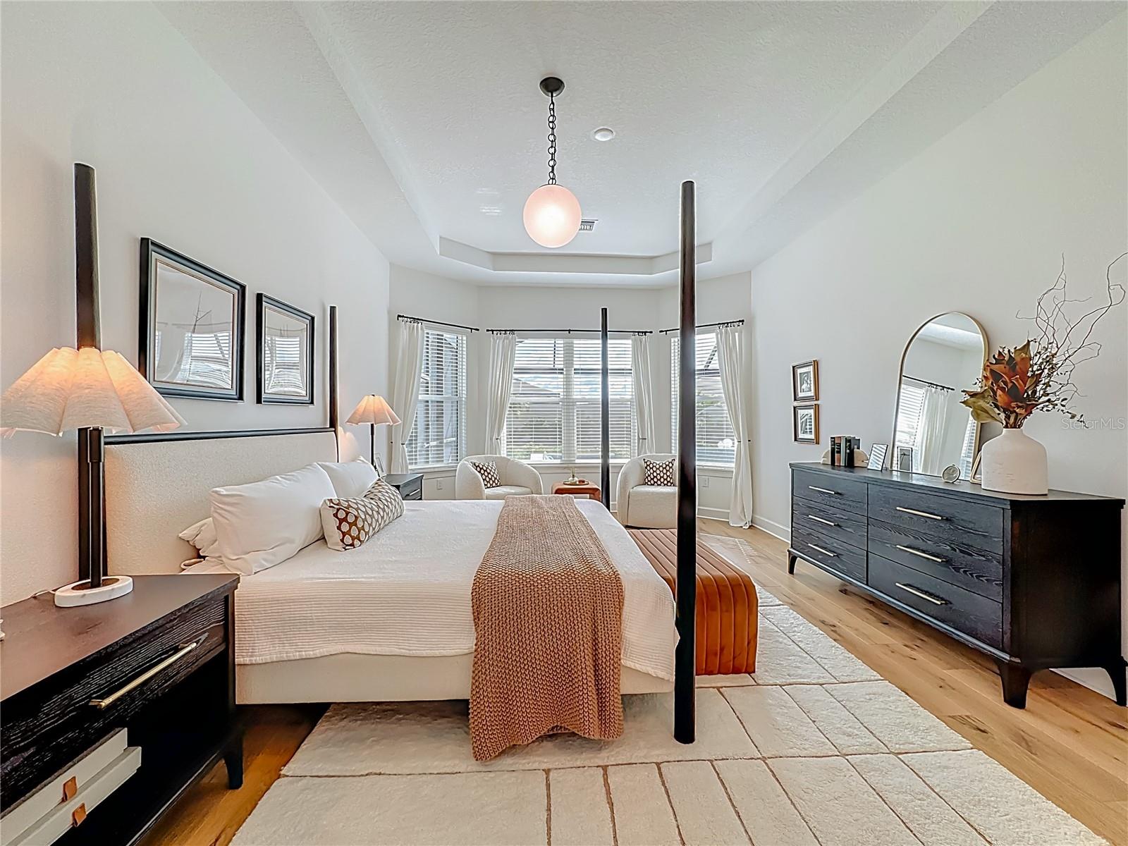 Image 45 of 88 For 16306 Isola Pl