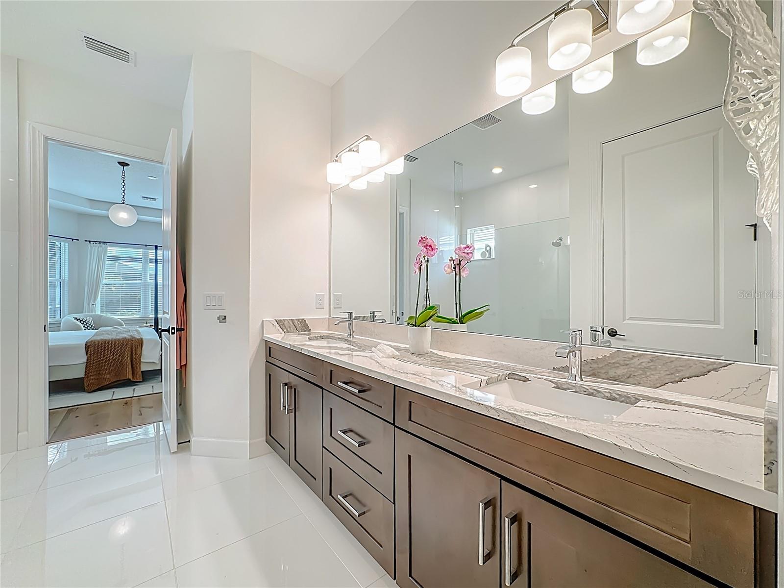 Image 51 of 88 For 16306 Isola Pl