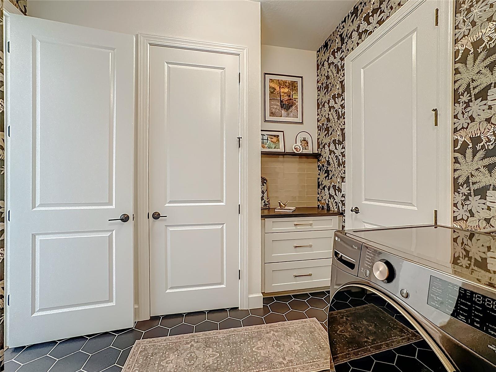 Image 57 of 88 For 16306 Isola Pl