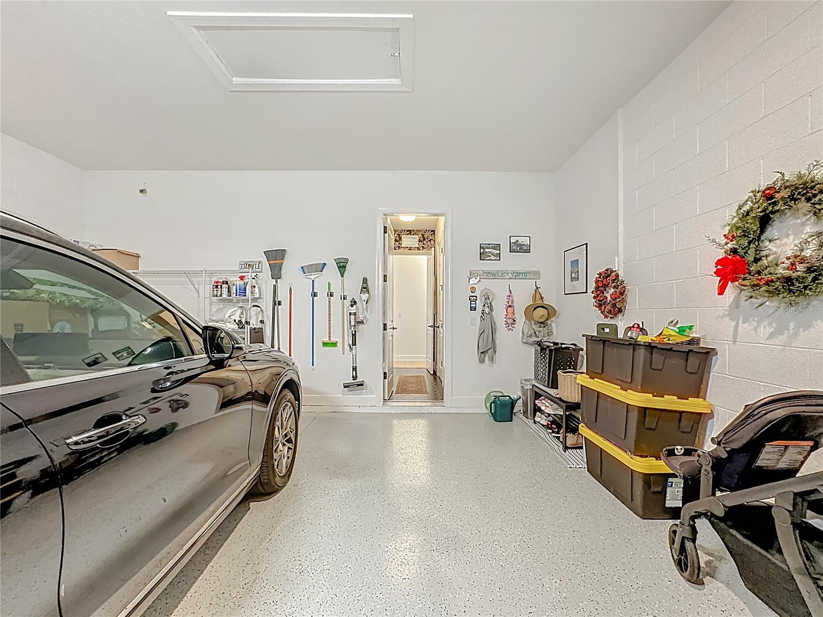 Image 60 of 88 For 16306 Isola Pl